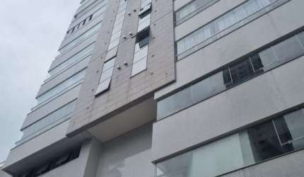 Apartamento à venda no bairro Pioneiros - Balneário Camboriú/SC