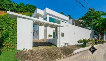 Casa Alto Padrão PRAIA DOS AMORES - BALNEARIO CAMBORIU