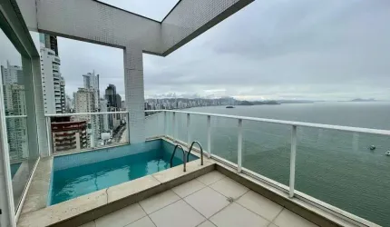 Cobertura Gran Palazzo a Venda em Balneário Camboríu Frente Mar