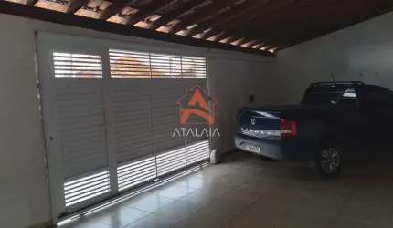 Casa com 4 dorms, Maracanã, Praia Grande - R$ 700 mil, Cod: 2329