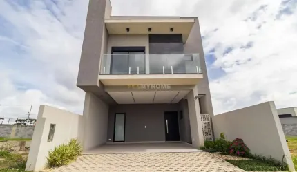 Casa em condomínio fechado em São José dos Pinhais