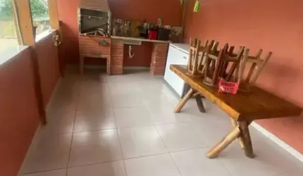 Casa Geminada para Aluguel em Vila Guilhermina Praia Grande-SP