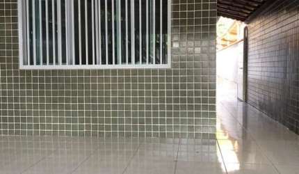 Casa Padrão para Venda e Aluguel em Vila Guilhermina Praia Grande-SP