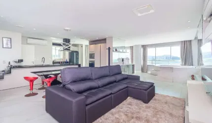 Apartamento mobiliado a venda no Barra Tower