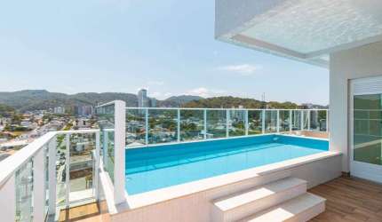 Cobertura à venda no Edifício Solares da Brava
