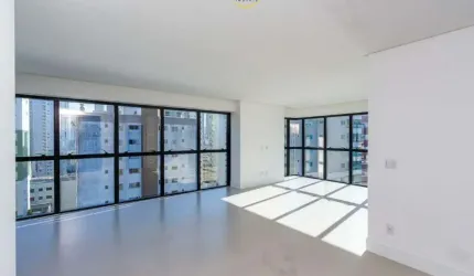 Apartamento à venda em Balneário Camboriú com 2 suítes