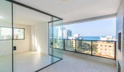 Apartamento quadra mar à venda na Praia Brava - Surfers Paradise