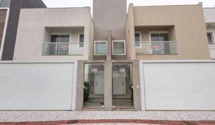 Casa à venda em Balneário Camboriú na Praia dos Amores