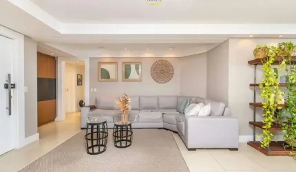 Apartamento à venda na 2ª Quadra de Balneário Camboriú com 3 suítes