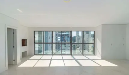 Apartamento à venda no Ed. Las Brisas Residencial em Balneário Camboriú