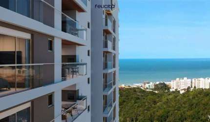 Apartamento à venda na Praia Brava no Ed. Torres da Brava
