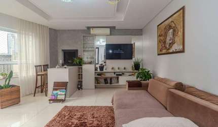 Apartamento à venda na 2ª Quadra do Mar de Balneário Camboriú - Porto Veneto