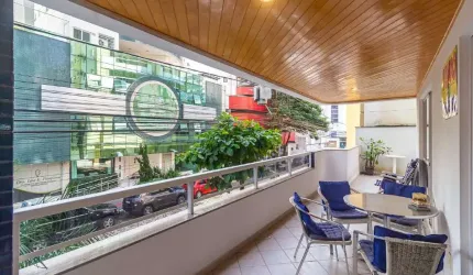 Apartamento à venda no Edifício Maragogy Balneário Camboriú