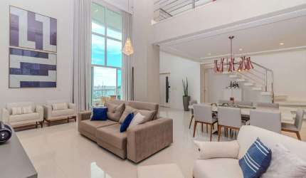 Apartamento à venda com vista para o mar e 03 suítes em Balneário Camboriú.