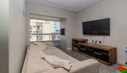 Apartamento vista mar à venda no Ed. Dona Anna em Balneário Camboriú