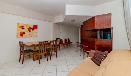 Apartamento à venda no Ed. Imperatriz em Balneário Camboriú
