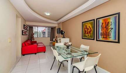 Apartamento à venda no Ed. Dom Gabriel em Balneário Camboriú