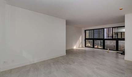 Apartamento à venda no Ed. Vênus de Milo em Balneário Camboriú