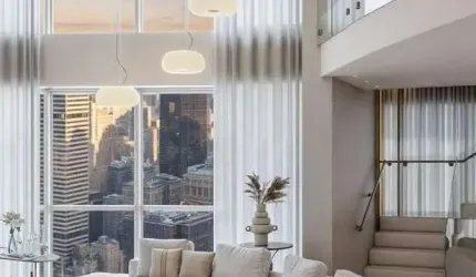 Apartamento duplex no Ed. Magnifique Tower em Balneário Camboriú.