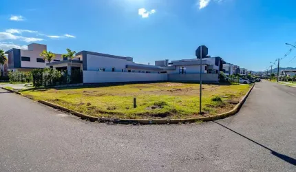 Terreno à venda no Cond. Caledônia Private Village em Camboriú