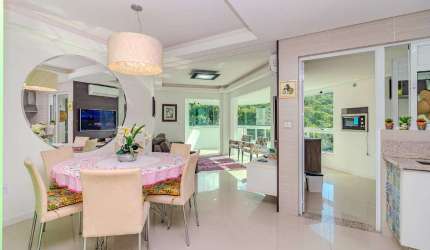 Apartamento próximo ao mar à venda no Ed. Bellas Artes em Balneário Camboriú