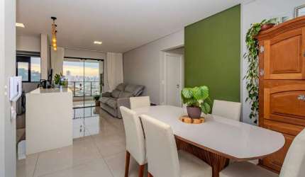 Apartamento à venda no Ed. Lago Maroine em Itajaí