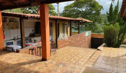 Vendo casa em Itatiaiuçu de 587m² com 03 quartos excelente localização.