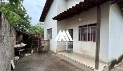Vendo chácara em Itaúna em excelente localização!