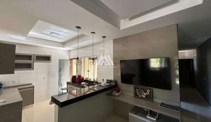 Vendo casa em Itaúna em excelente localização!