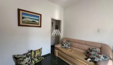 Vendo casa em Itaúna em excelente localização!