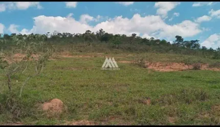 Vendo chácara em Itatiaiuçu de 10.000m² excelente localização.