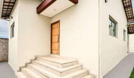 Casa á venda com 03 quartos sendo 01 suíte, terreno de 200m² em Igarapé MG!