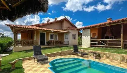 Sítio á venda sendo mobiliado, terreno de 1000m² em Mateus Leme MG!