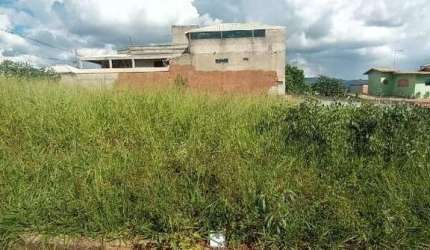 Terreno á venda de 360m² sendo ótima localização em Igarapé MG!