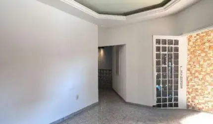 Casa para locação sendo comercial com 06 salas em Igarapé MG!
