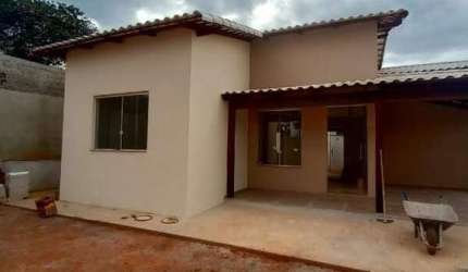 Casa á venda de 360m² sendo ótima localização em Igarapé MG!