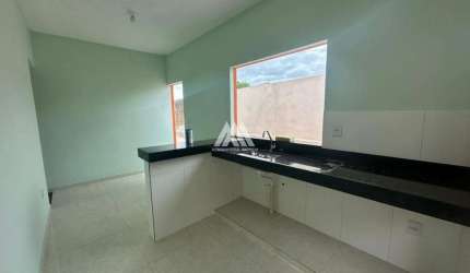 Alugo casa com 3 quartos em Itatiaiuçu com excelente localização!