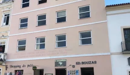 Alugo Salas no Pelourinho/ Largo terreiro de jesus - 1º e 2º andar