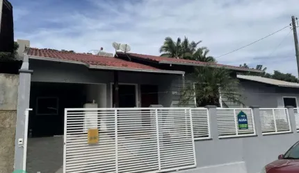 Casa com 3 quartos para alugar no Ribeirão das Pedras, Indaial  por R$ 1.800