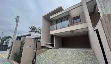 Casa com 3 quartos à venda no Quintino, Timbó , 137 m2 por R$ 730.000