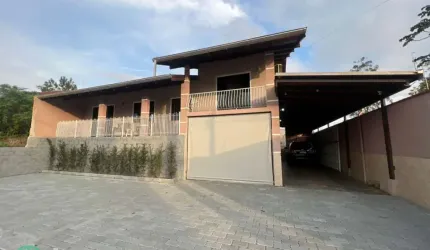 Casa com 4 quartos à venda em Benedito, Indaial , 350 m2 por R$ 920.000