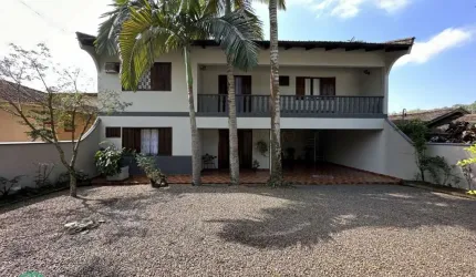 Casa com 6 quartos à venda em Benedito, Indaial , 251 m2 por R$ 499.000