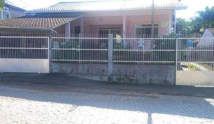 Casa com 5 quartos à venda no Carijós, Indaial  por R$ 770.000