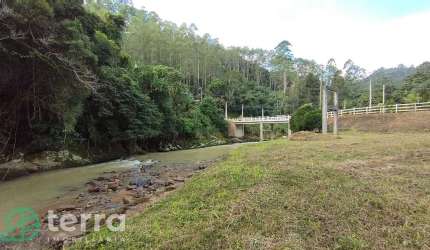 Chácara / sítio à venda no Centro, Apiúna  por R$ 230.000