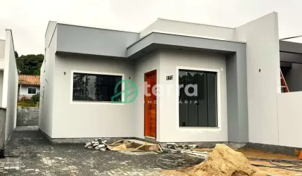 Casa com 2 quartos à venda no Warnow, Indaial , 51 m2 por R$ 315.000