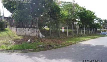 Terreno a venda .