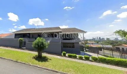 Excelente Oportunidade: Casa Residencial ou Comercial para venda em Curitiba