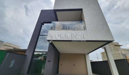 Casa em condominio a venda.