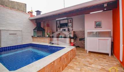 Casa Térrea à venda , 2 quarto(s),  sendo 1 suíte(s)  no bairro São João Batista 2, 1500 metros da praia, Peruíbe-SP