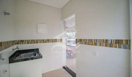 Casa Assobradada à venda com piscina, 4 quarto(s),  sendo 3 suíte(s)  no bairro Bougainville Residencial II, 500 metros da praia, Peruíbe-SP